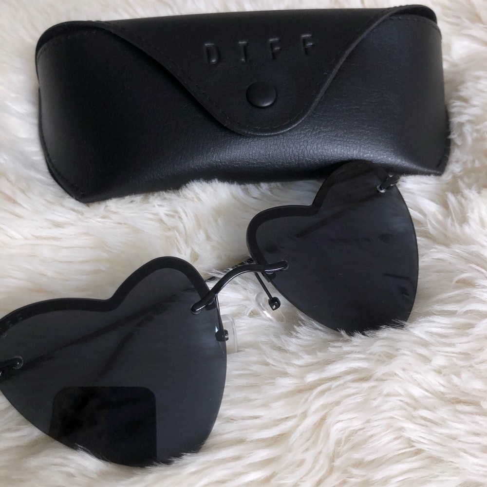 Heart Shaped Sunglasses ♥️